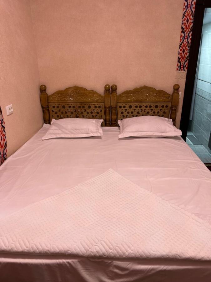 "Navo" Boutique Vandrehjem Bukhara Eksteriør billede
